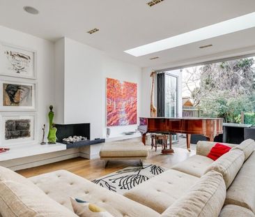 6 Bedroom House To Let - Photo 1