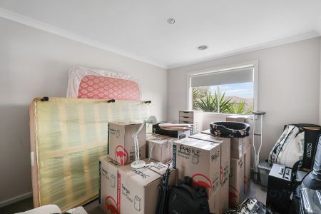 4 Bedroom Family Home in popular Maddingley - Photo 2