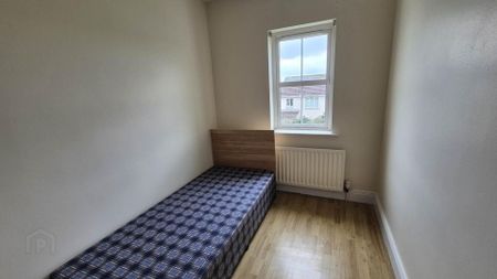 77, A The Green, F92KD57, Letterkenny - Photo 2