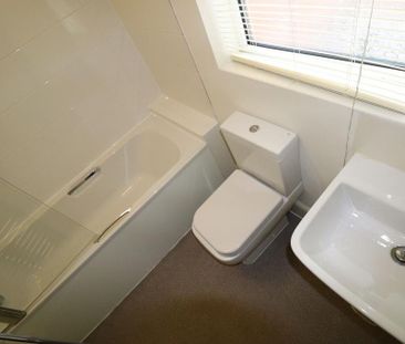 1 bedroom in a house share to rent - Photo 6