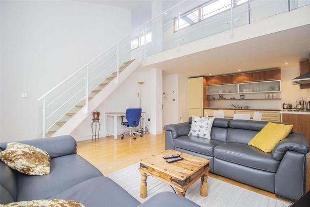 1 bedroom flat to rent - Photo 1