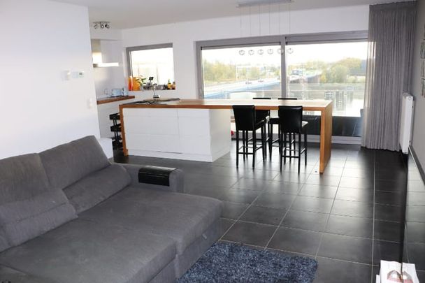 Appartement te huur - Photo 1