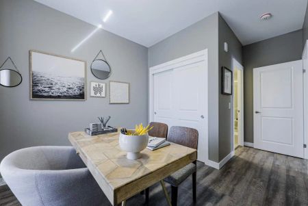 1425 Block Line Rd. — 2 Bedroom - Photo 4
