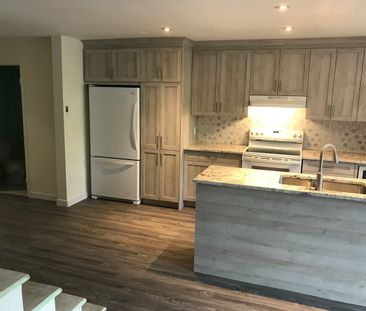 À louer / Maison à étages - Photo 1