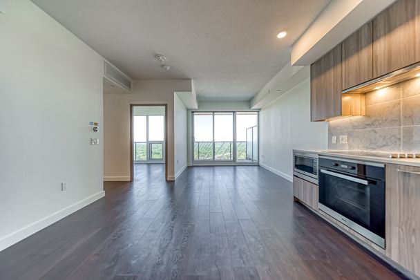 For Lease - 85 Mcmahon Drive Unit# 3107, Toronto, Ontario - Photo 1