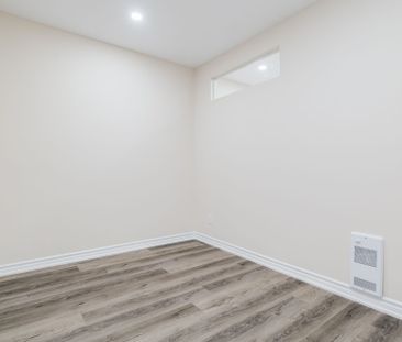 For Lease - 384 Oakwood Avenue Unit# 2nd, Toronto, Ontario - Photo 4