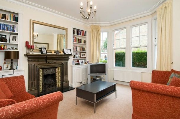 4 Bed Terraced House, Bangalore Street, SW15 - Photo 1