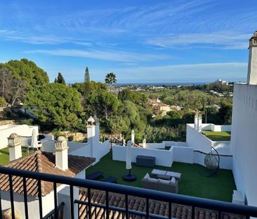 5 Bedroom Apartment For Rent in El Paraiso, Málaga - Photo 6