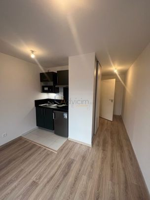 F 1 NEUF TOURS DE 19.90 m² - Photo 1