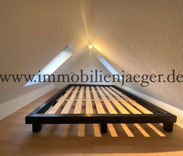 Fußnähe Zentrum Nienstedten - Neu renoviert ! - Möblierte Dachwohnu... - Foto 2