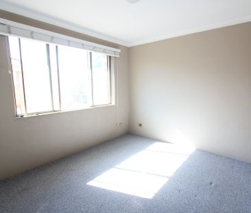 Quiet Location - Photo 3