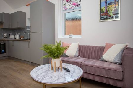 North Parade - Photo 4