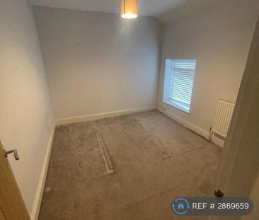 4 bedroom terraced house to rent - Photo 2