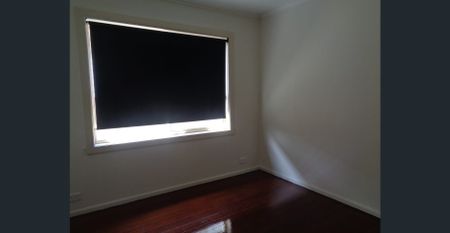 Charming 3-Bedroom Unit in a Convenient Location! - Photo 5