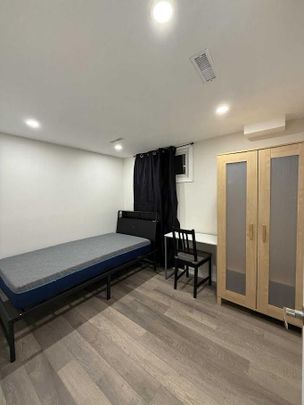 For Lease - 4050 Dunmow Crescent, Mississauga, Ontario - Photo 1