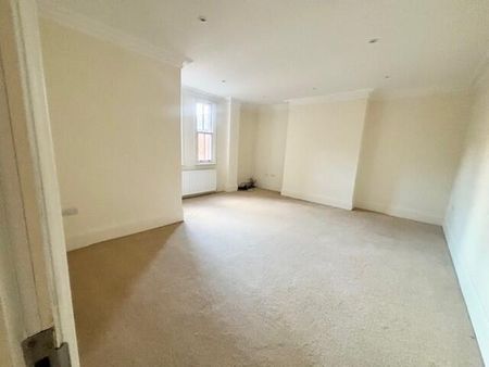 6 bedroom terraced house to rent - Photo 4