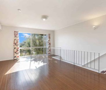 Renovated 2-Bedroom Unit – Henderson - Photo 2