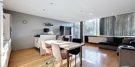 Appartement te huur in Flémalle-Haute voor € 850 met 2 slaapkamers - Foto 3