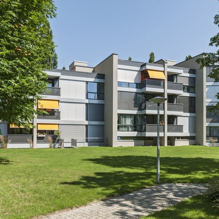 Komfortabel wohnen in moderner Überbauung - Photo 1