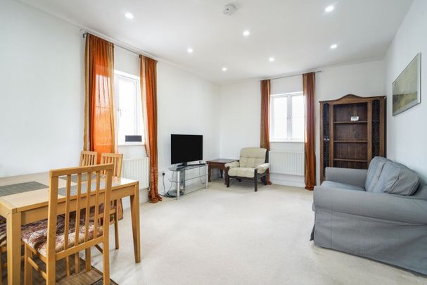 Kelly Avenue, London, SE15 - Photo 1