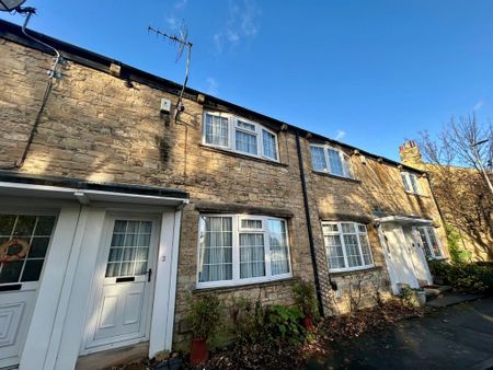 2 bedroom terraced house to rent - Photo 2