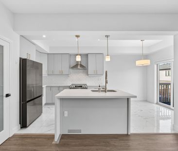 For Lease - 47 BENSLEY Lane, Hamilton, Ontario - Photo 5