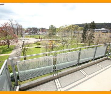 Bestlage! Tolle 3-Raum Wohnung mit Balkon, Aufzug & EBK in Untermha... - Photo 3