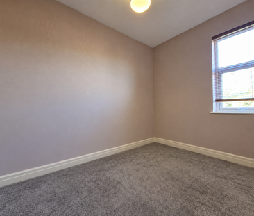 Roebuck Street, Ashton-on-Ribble - Photo 2
