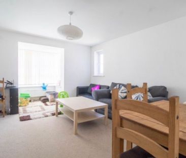 2 Bed Flat, The Moorings, CV1 - Photo 3