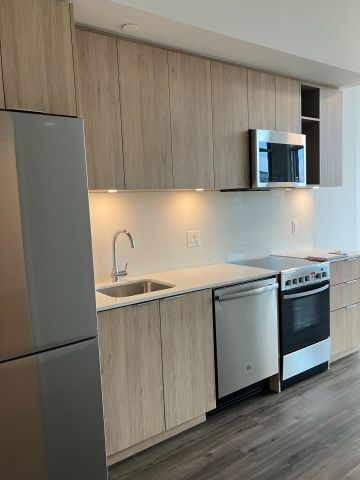 For Lease - 25 Nicholas Avenue Unit# 209, Toronto, Ontario - Photo 5