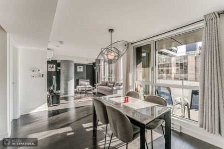 Stunning furnished apartment for rent in the heart of Montréal's Golden Square Mile - Photo 2