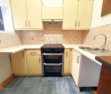 Nowells Yard, Dewsbury, WF13 - Photo 5