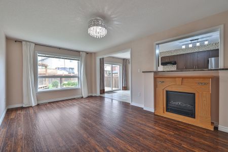 For Lease - 1398 Hunter Street, Innisfil, Ontario - Photo 2