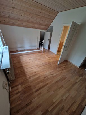 Himmelsbodavägen, Tumba - Foto 1