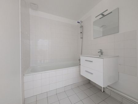 Location Appartement 3 pièces 51m² - Photo 4