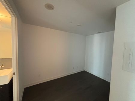 For Lease - 560 King Street Unit# 808, Toronto, Ontario - Photo 4