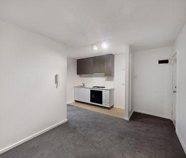 12/89 Denham Street, Hawthorn VIC 3122 - Apartment For Rent | Domain - Photo 4
