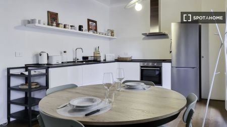 milan, Lombardy 20154 - Photo 3