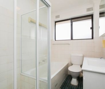 EAST FACING 2 BEDROOM APARTMENT - BY APPOINTMENT - Photo 5