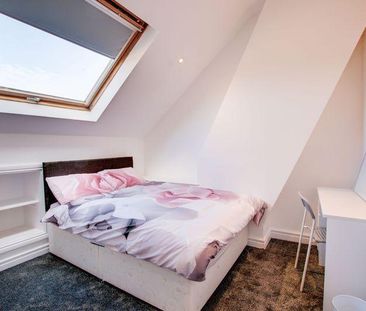 5 bedroom maisonette to rent - Photo 2