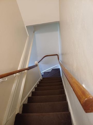 3 bedroom flat to rent - Photo 3