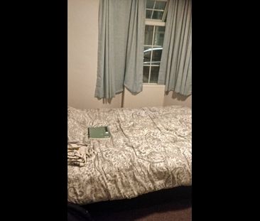 Room in a Shared House, Selby Road, E13 - Photo 1