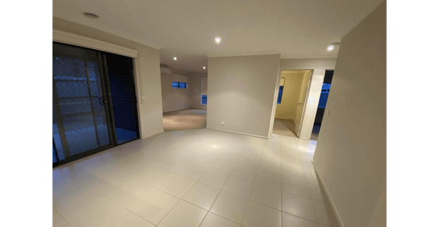 Modern 4-Bedroom Family Living in Manor Lakes! Dual Climate Control & Double Garage! - Photo 1