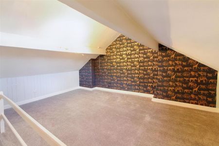 3 bedroom terraced house to rent - Photo 2