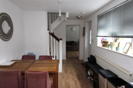 2 bedroom house to rent - Photo 3