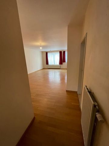 Appartement te huur - foto 4