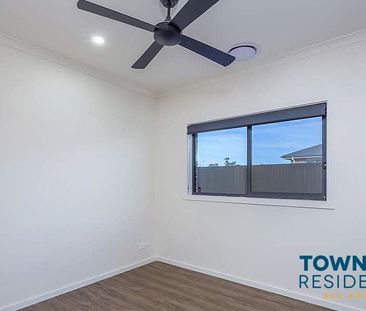 32 Booroolong Street, Throsby ACT 2914 - House For Rent | Domain - Photo 1