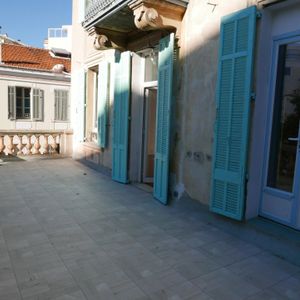 Location Appartement - Antibes Centre - Photo 2