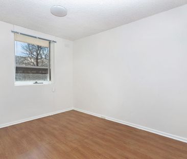 2 Bedroom Apartment in Prime Location - Photo 2