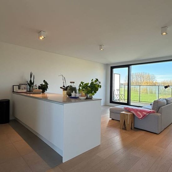 Appartement te huur - Photo 1